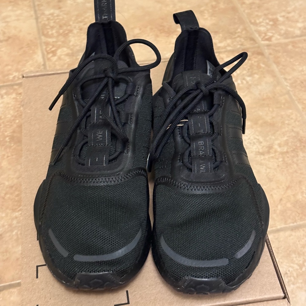 ADIDAS youth NMD_V3 Triple Black Sneakers